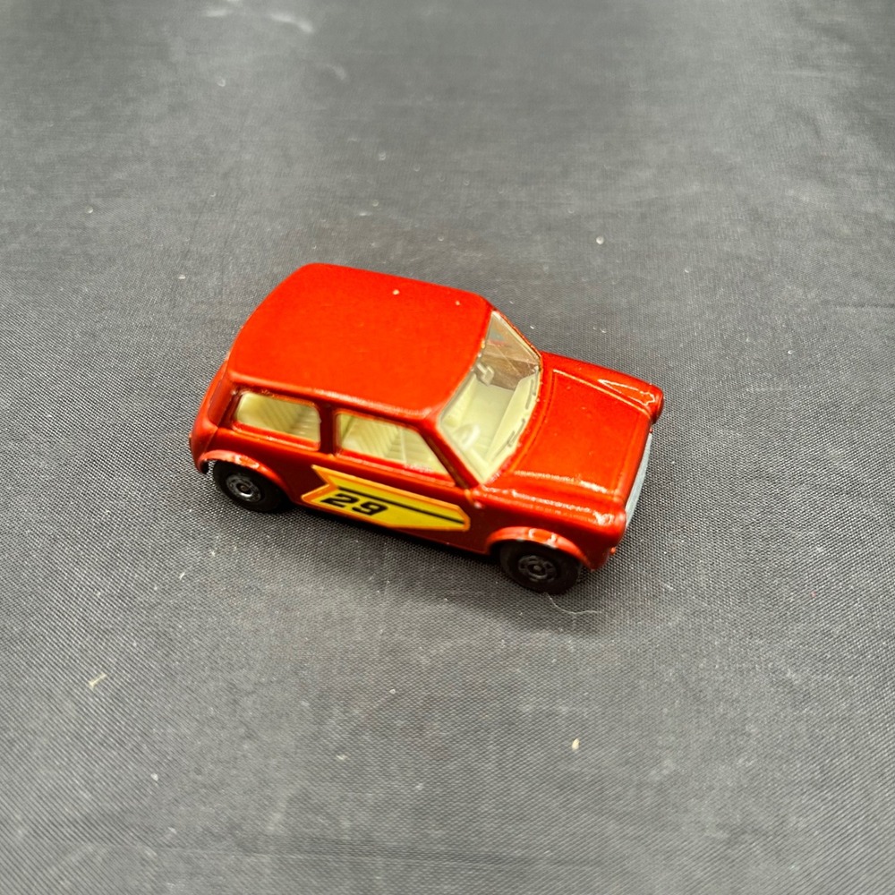 Matchbox Series No 29 Racing Mini 1970 Lesney Superfast Made in England Red